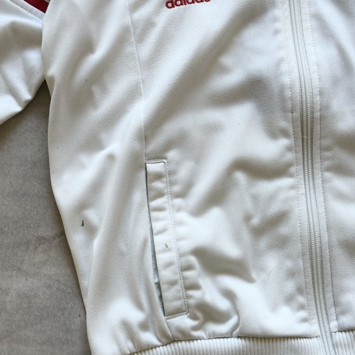 Adidas Vintage Adidas Italy Reprint 1982 Football Track Zip Y2K Size US S / EU 44-46 / 1 - 5 Thumbnail