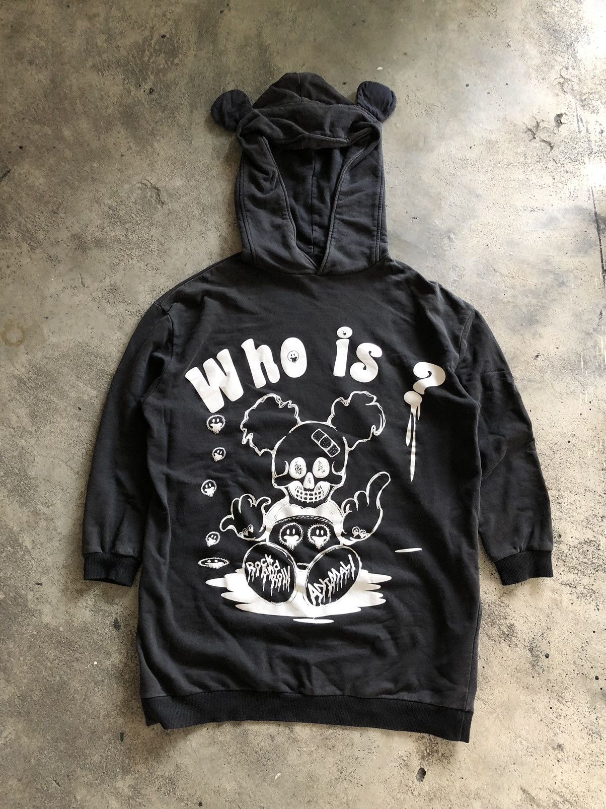 JAPANESE GLAD NEWS “WHO IS ROCK AND ROLL ANIMAL” HOODIE