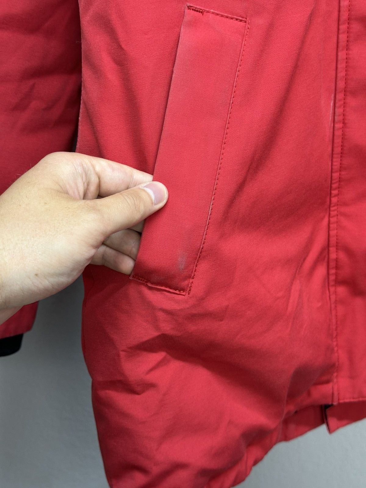 Canada Goose Vintage Canada Goose Down Puffer Jacket Real Fur Canada Size M / US 6-8 / IT 42-44 - 6 Thumbnail