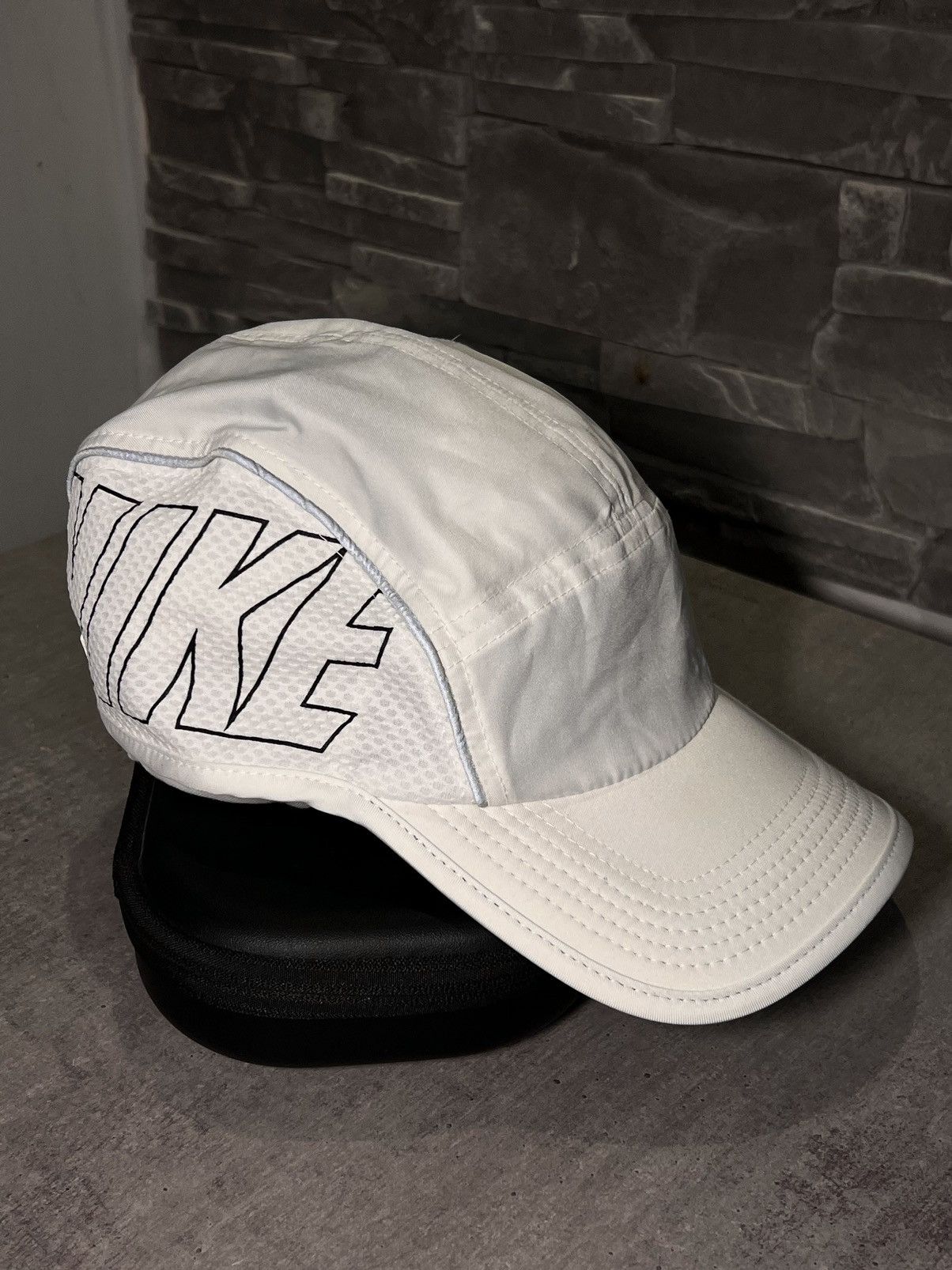 Nike Nike AW84 Running Aerobill Dri Fit Hat Cap Size ONE SIZE - 1 Thumbnail