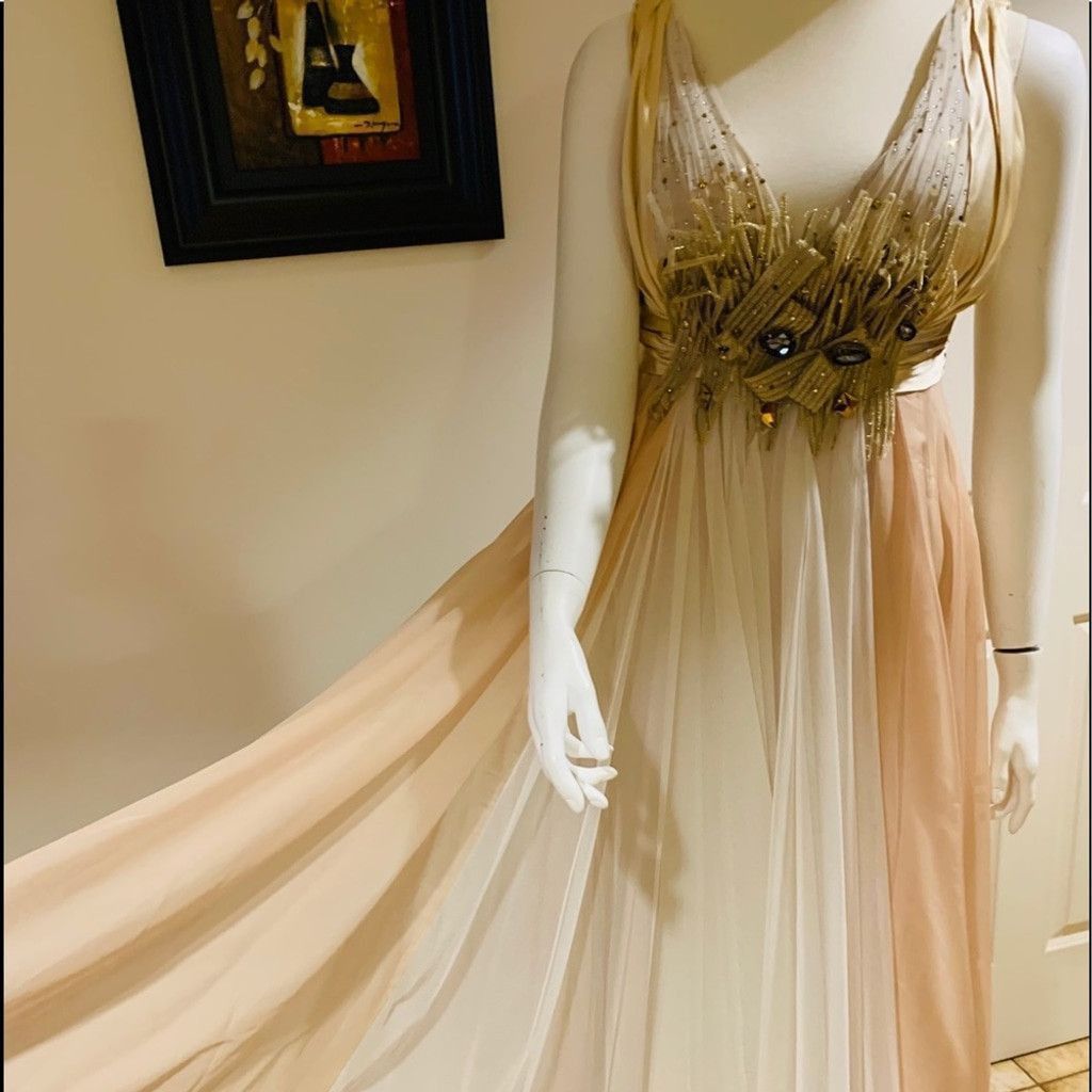 Other 💲💲SALE 💲💲Designer dress in beige size 40 Size S / US 4 / IT 40 - 6 Thumbnail