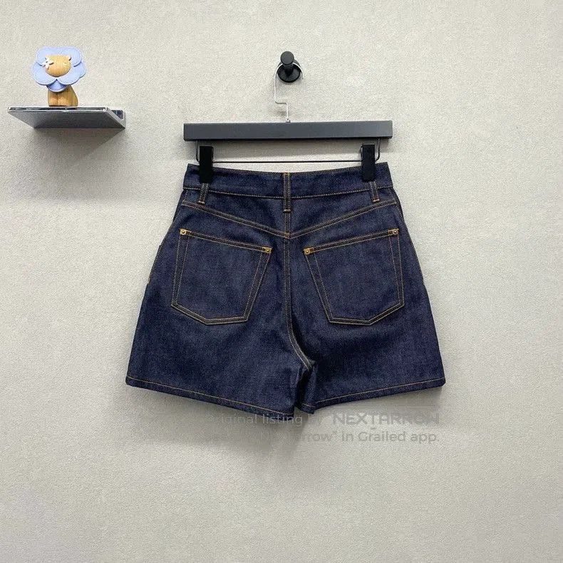 Louis Vuitton Louis Vuitton Blue Denim Shorts. Size US 36 / EU 52 - 2 Thumbnail