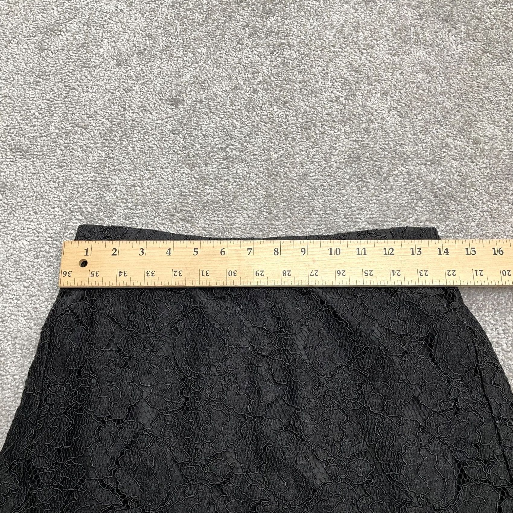 J.Crew VINTAGE? No, skip. J. Crew Lace A-Line Mini Skirt Womens 0 Solid Black Elastic Waist Lined Casual Size 25" / US 0 / IT 36 - 6 Thumbnail
