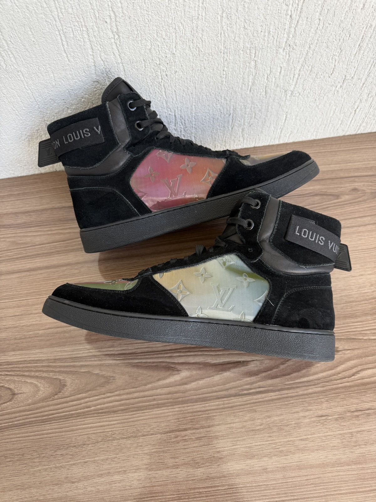 Louis Vuitton Monogram Rivoli leather sneakers Size US 10 / EU 43 - 14 Thumbnail