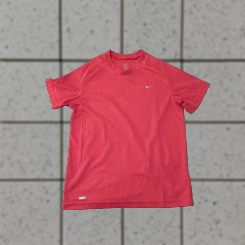 Nike VINTAGE Nike Shirt? Size M / US 6-8 / IT 42-44 - 1 Thumbnail