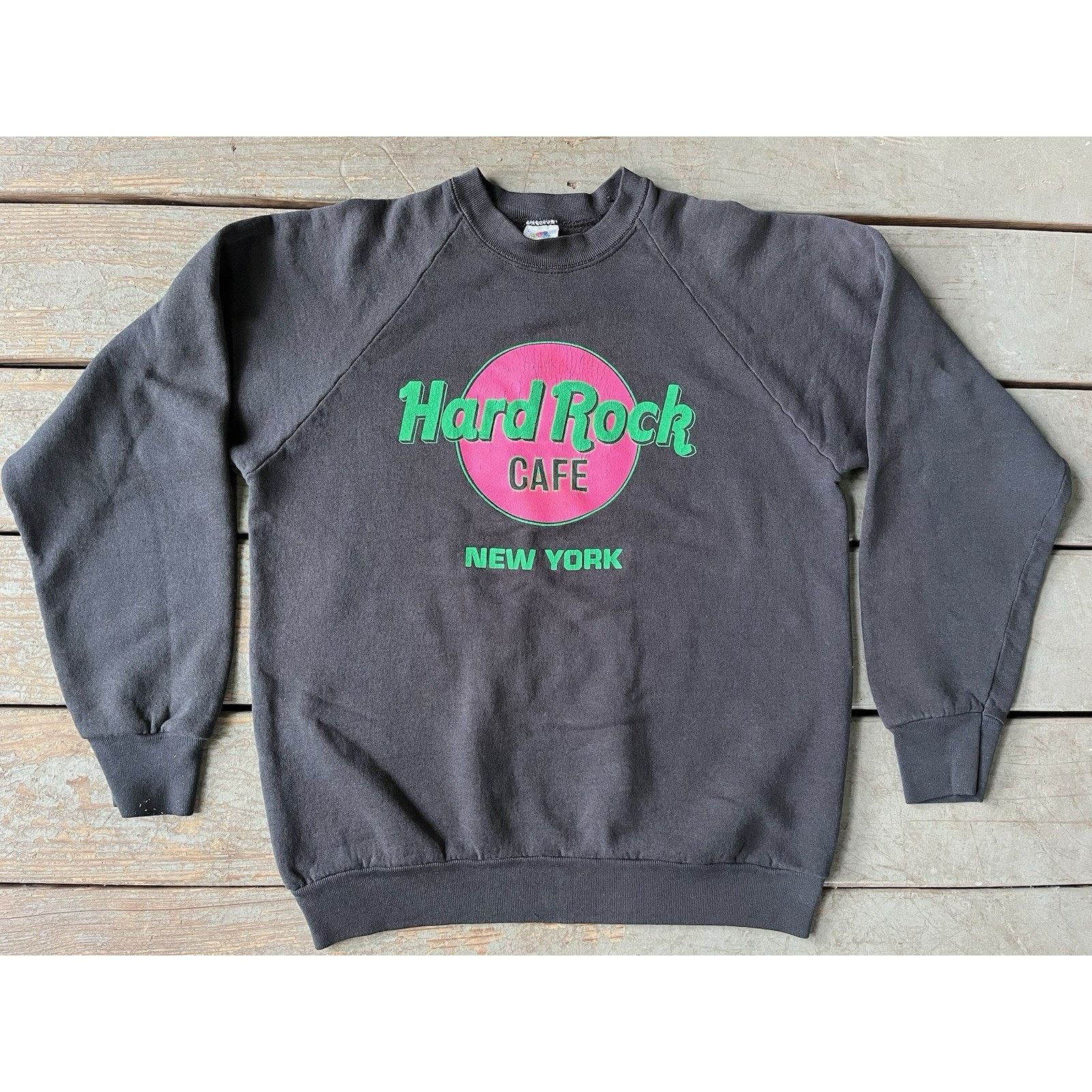 Fruit Of The Loom VTG HardRockCafe NY Sweatshirt USA *rare color* PINK & GREEN Size US L / EU 52-54 / 3 - 1 Thumbnail