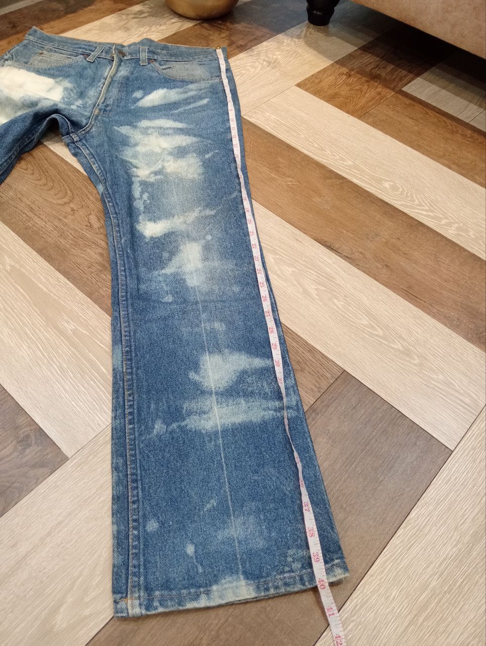 Levi's Vintage Clothing VINTAGE LEVI'S ORANGE TAB BLEACH FLARED JEANS Size US 33 - 19 Thumbnail