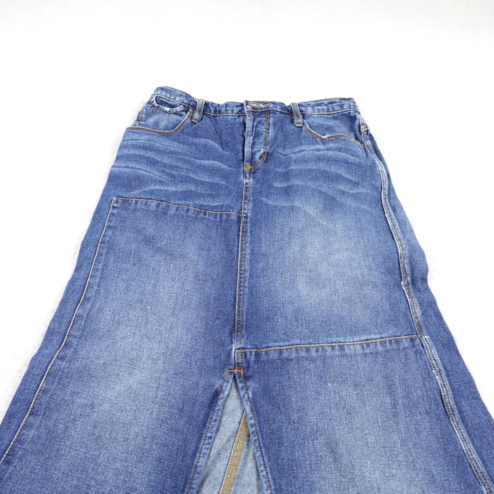 Free People VINTAGE Free People Skirt Womens 26 Blue Denim Patchwork Maxi Button Fly Raw Hem Boho Size 26" / US 2 / IT 38 - 2 Thumbnail