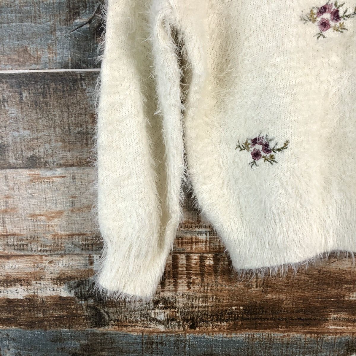 Homespun Knitwear × Japanese Brand DLL Earth Music & Econology Ivory Knitwear #C226 Size S / US 4 / IT 40 - 7 Thumbnail