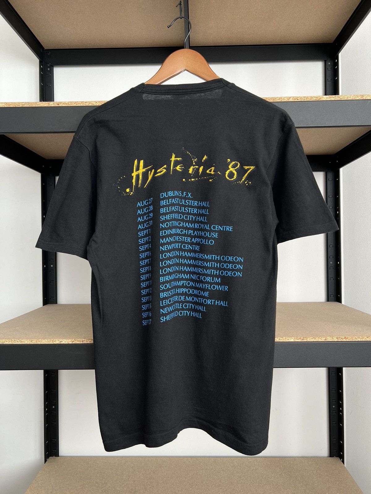 Band Tees Vintage 1987 Def Leppard Hysteria Tour Black T-shirt Size US L / EU 52-54 / 3 - 4 Thumbnail