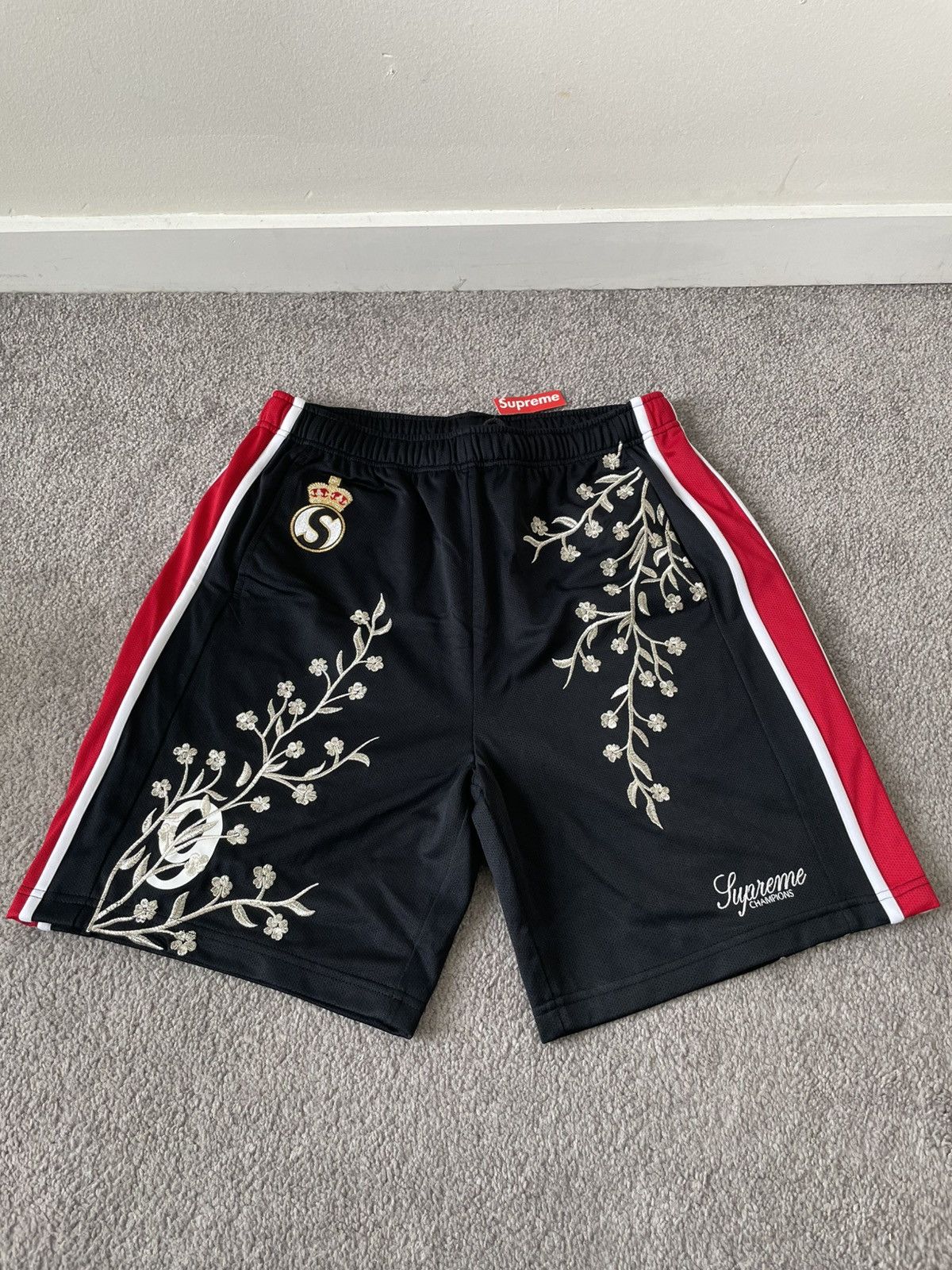 Supreme × Umbro Supreme Umbro Knit Soccer Short | Grailed