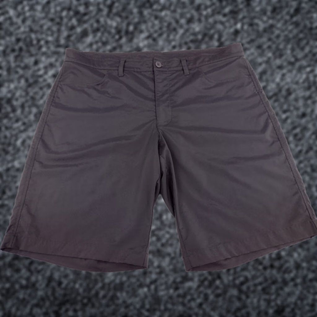 Under Armour Under Armour Men's Loose HeatGear Shorts Golf Grey 38 x 10 #2269 Size US 38 / EU 54 - 1 Thumbnail