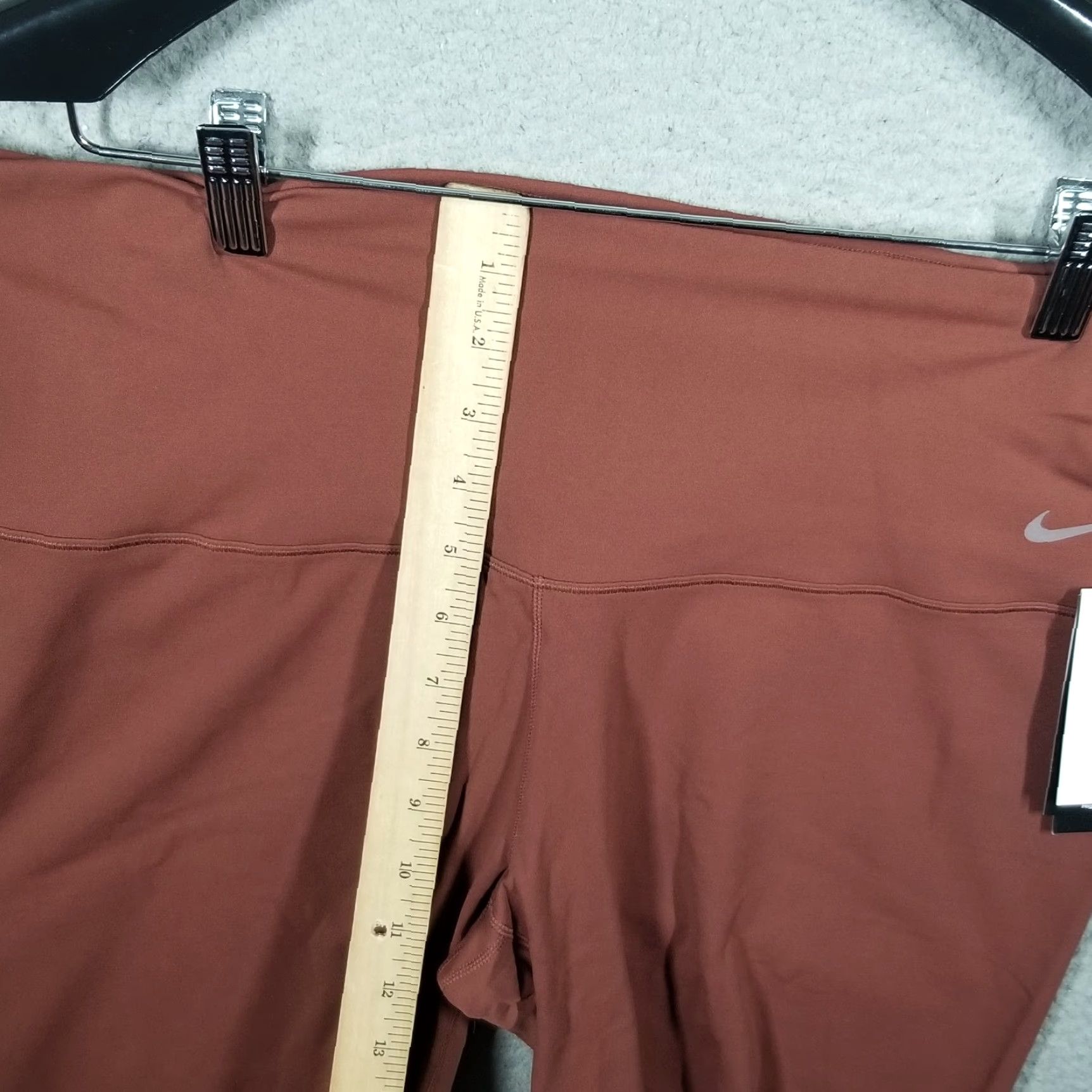 Nike Nike Womens Biker Shorts XL Brown Dri-FIT 8-Inch Inseam Activewear Size 40" / US 18 - 6 Thumbnail