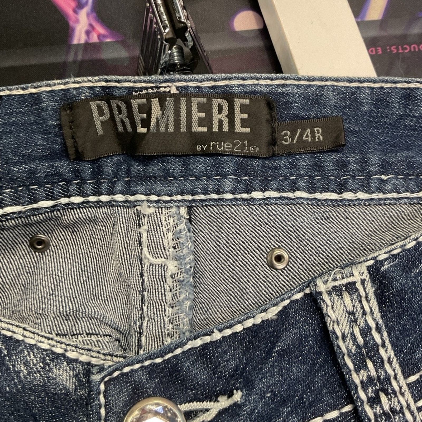 rue21 Rue 21 Premiere Slim Bootcut Embroidered Jeans Size 31" - 3 Thumbnail