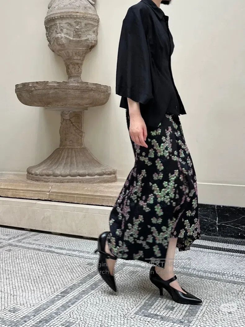 Dries Van Noten Dries Van Noten Runway-Exclusive Iridescent Jacquard Midi Size 35" - 1 Thumbnail