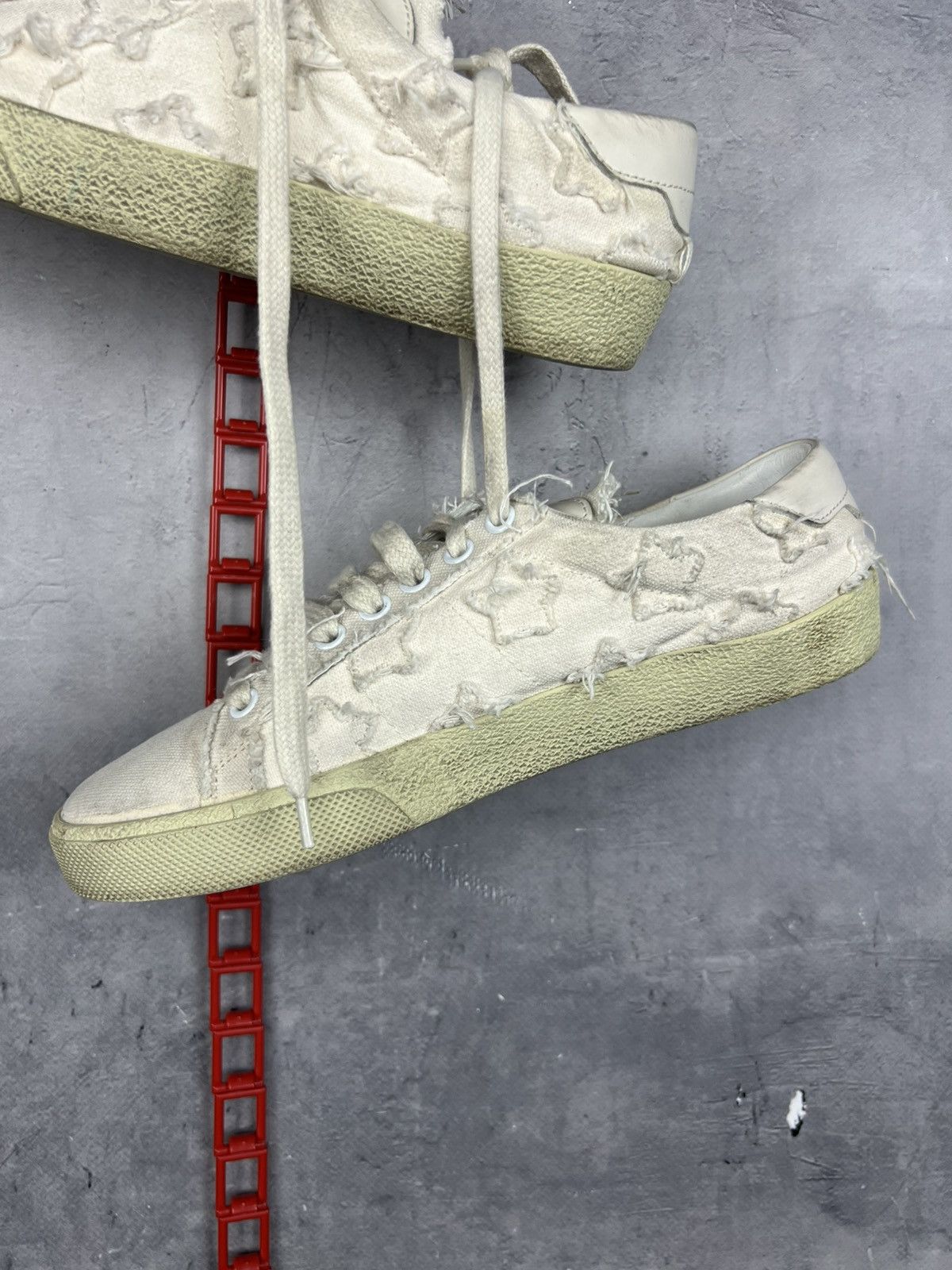Saint Laurent Paris Saint Laurent Canvas Distressed Accents Sneakers Sz 37/24cm Size US 7 / IT 37 - 7 Thumbnail