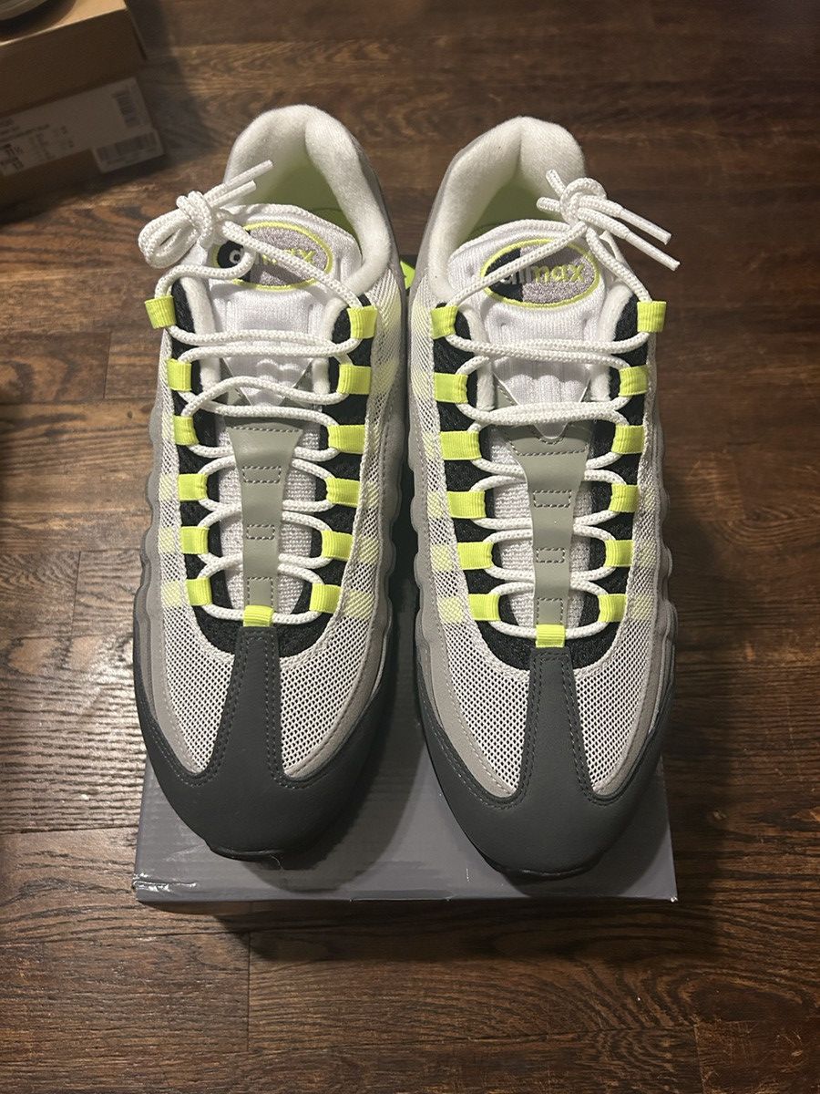 Nike Nike Air Max 95 Neon Big Bubble Size US 11.5 / EU 44-45 - 1 Thumbnail