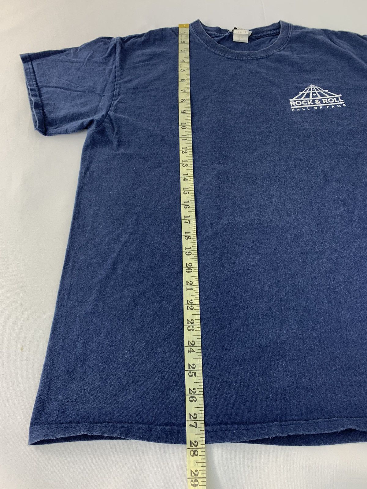 Band Tees 90s Rock N Roll Inductees Hall Of Fame Band List Printed Tee Size US L / EU 52-54 / 3 - 11 Thumbnail
