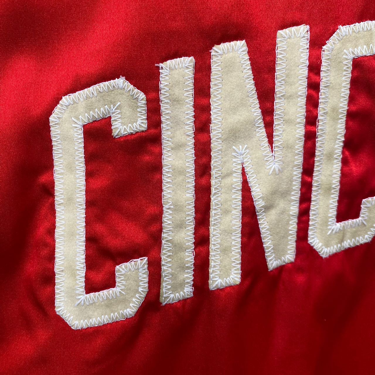 Vintage VINTAGE CINCINNATI REDS SATIN JACKET LARGE RED MLB Size US L / EU 52-54 / 3 - 5 Thumbnail