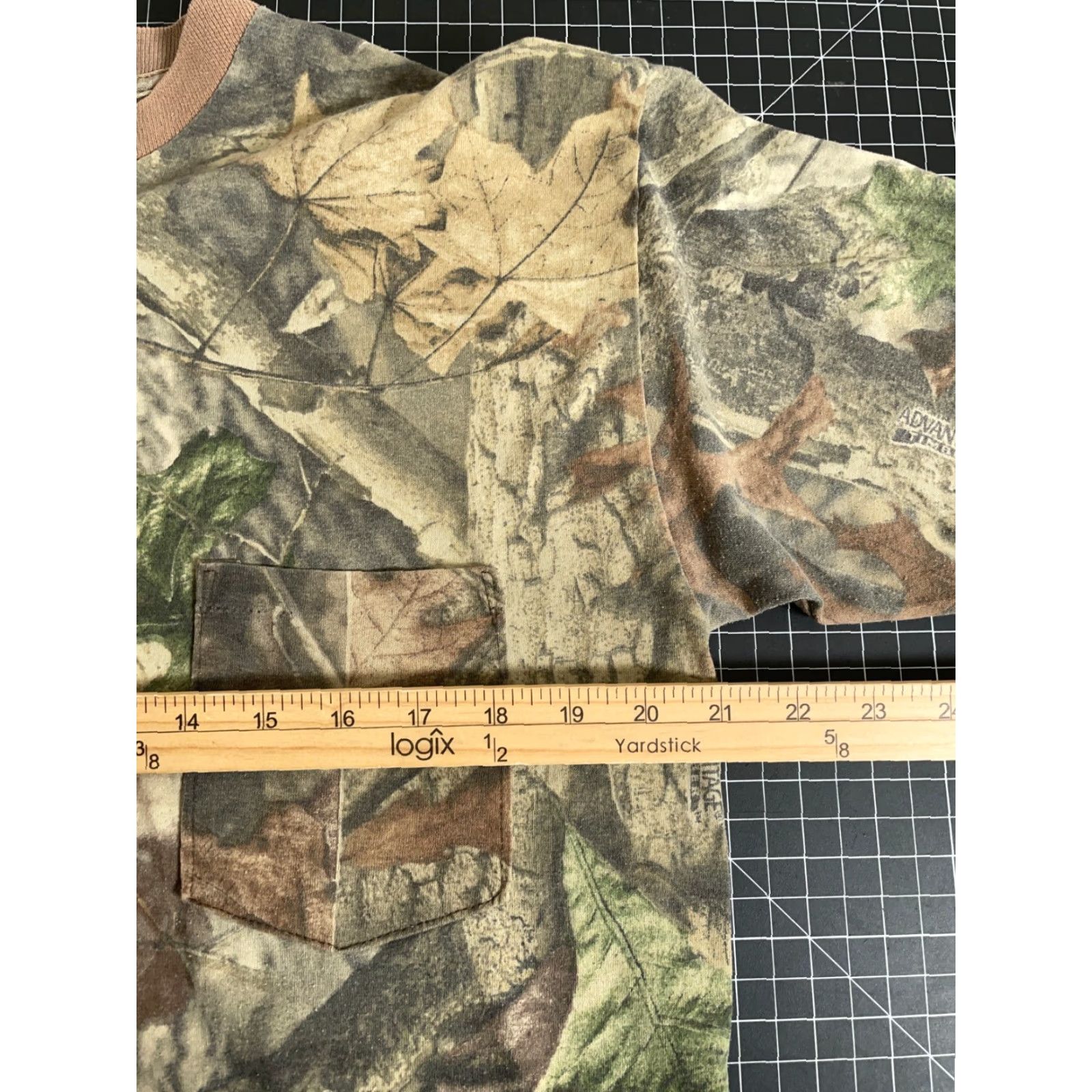 Vintage VINTAGE Ace Sportswear Camouflage T-Shirt Long Sleeve Adult Large Green 80s 50-50 Cotton-Polyester Size US L / EU 52-54 / 3 - 5 Thumbnail
