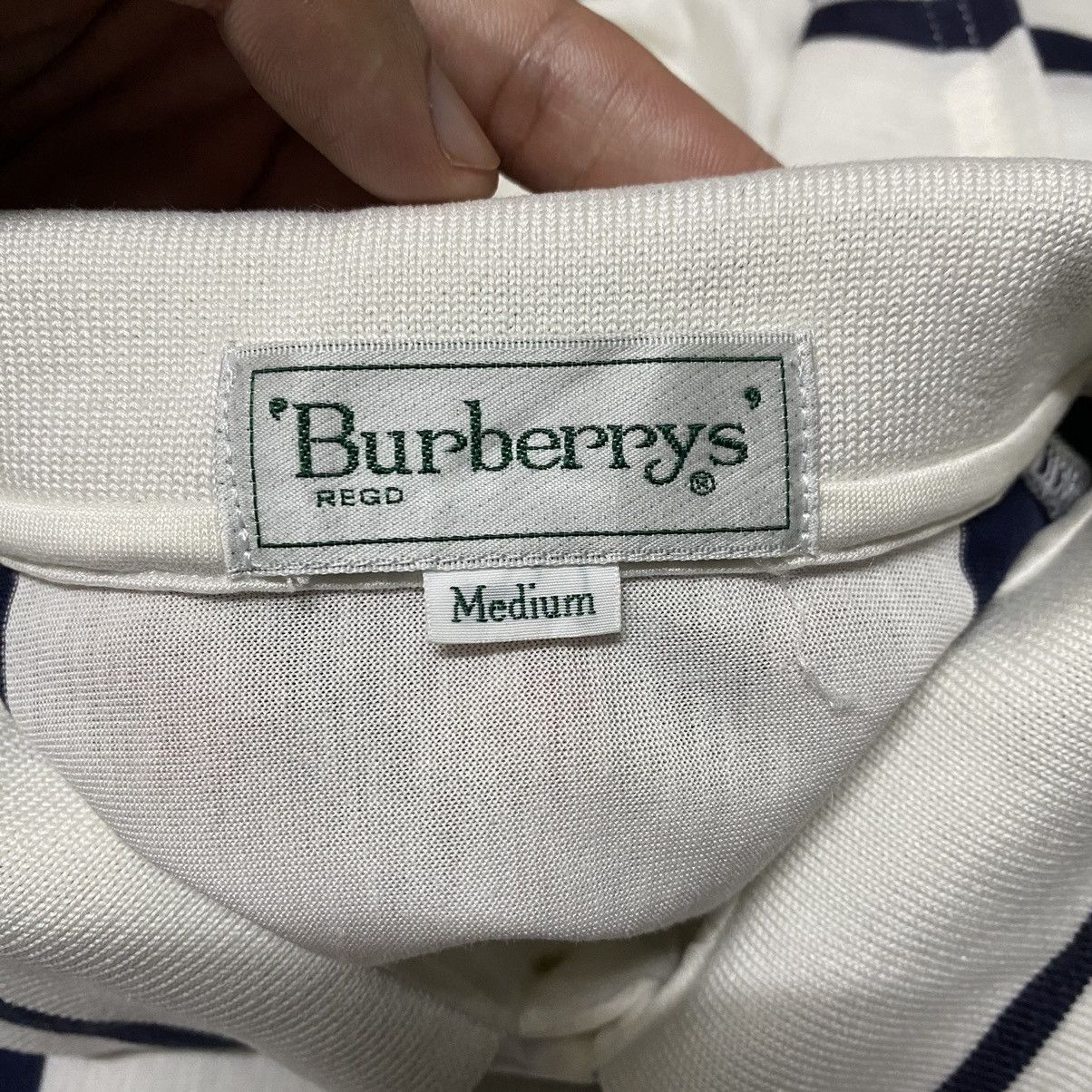 Burberry × Vintage Vintage 90’s Burberrys Polos Casual T Shirt Size US M / EU 48-50 / 2 - 4 Thumbnail