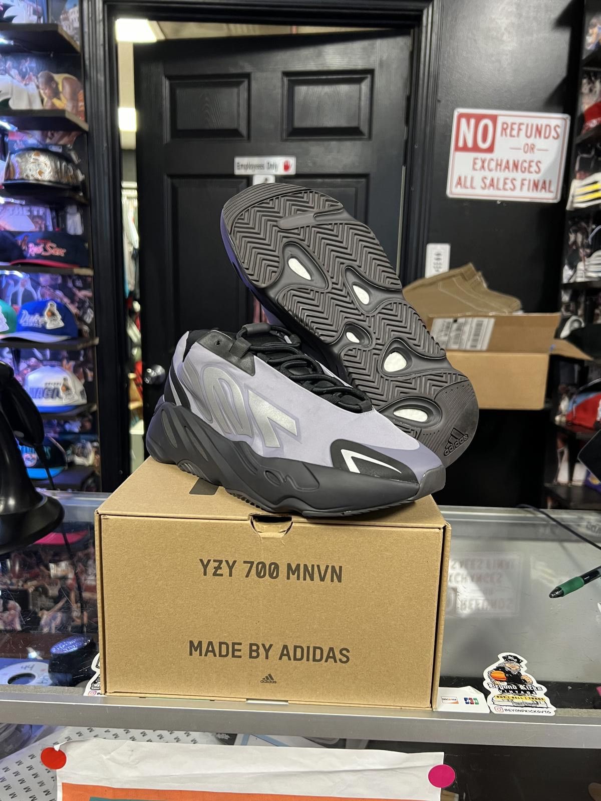 Yeezy Yeezy Boost 700 MNVN ‘Geode’ Size US 10 / EU 43 - 1 Thumbnail