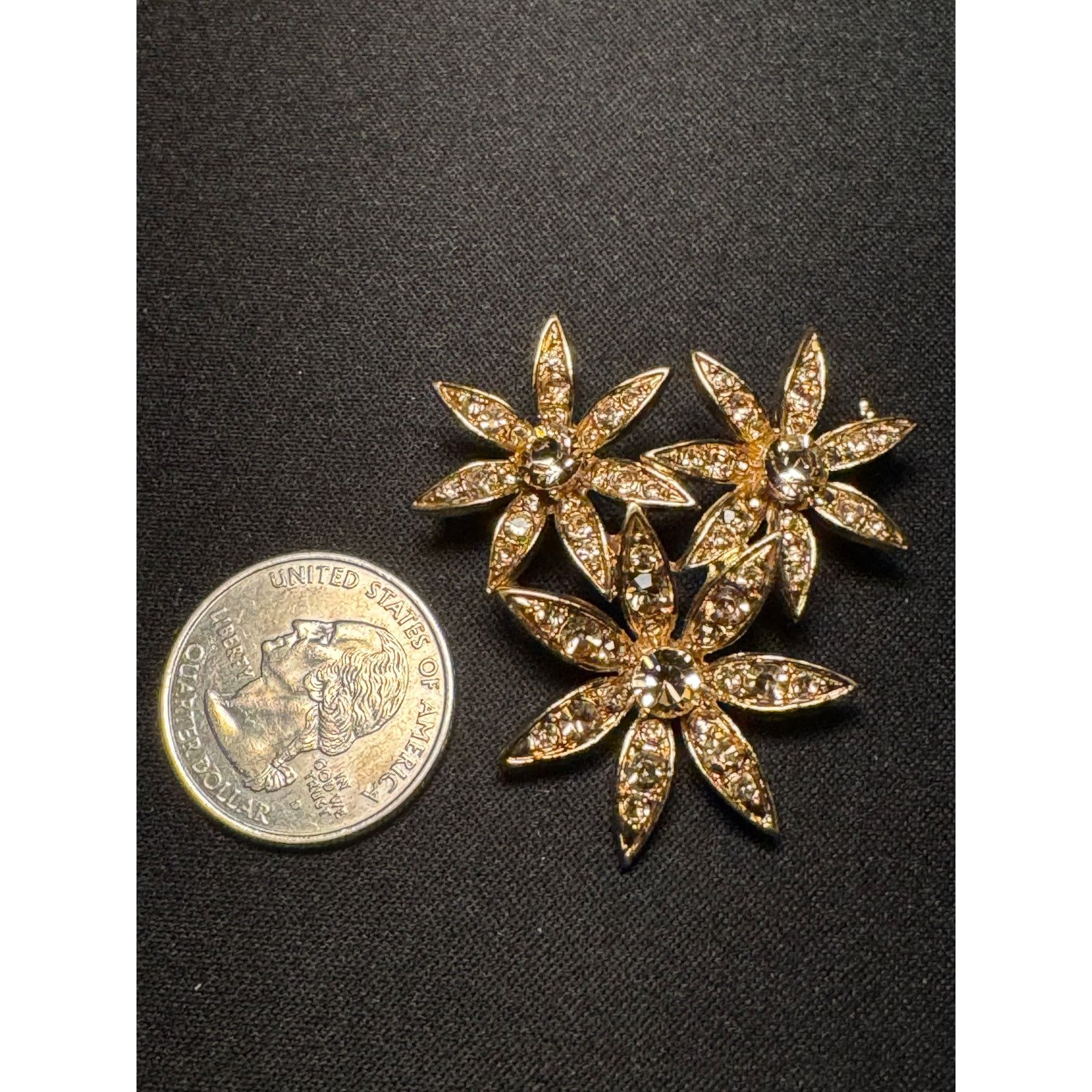 Liz Claiborne Rhinestone Floral Gold Tone Liz Claiborne Brooch Size ONE SIZE - 3 Thumbnail