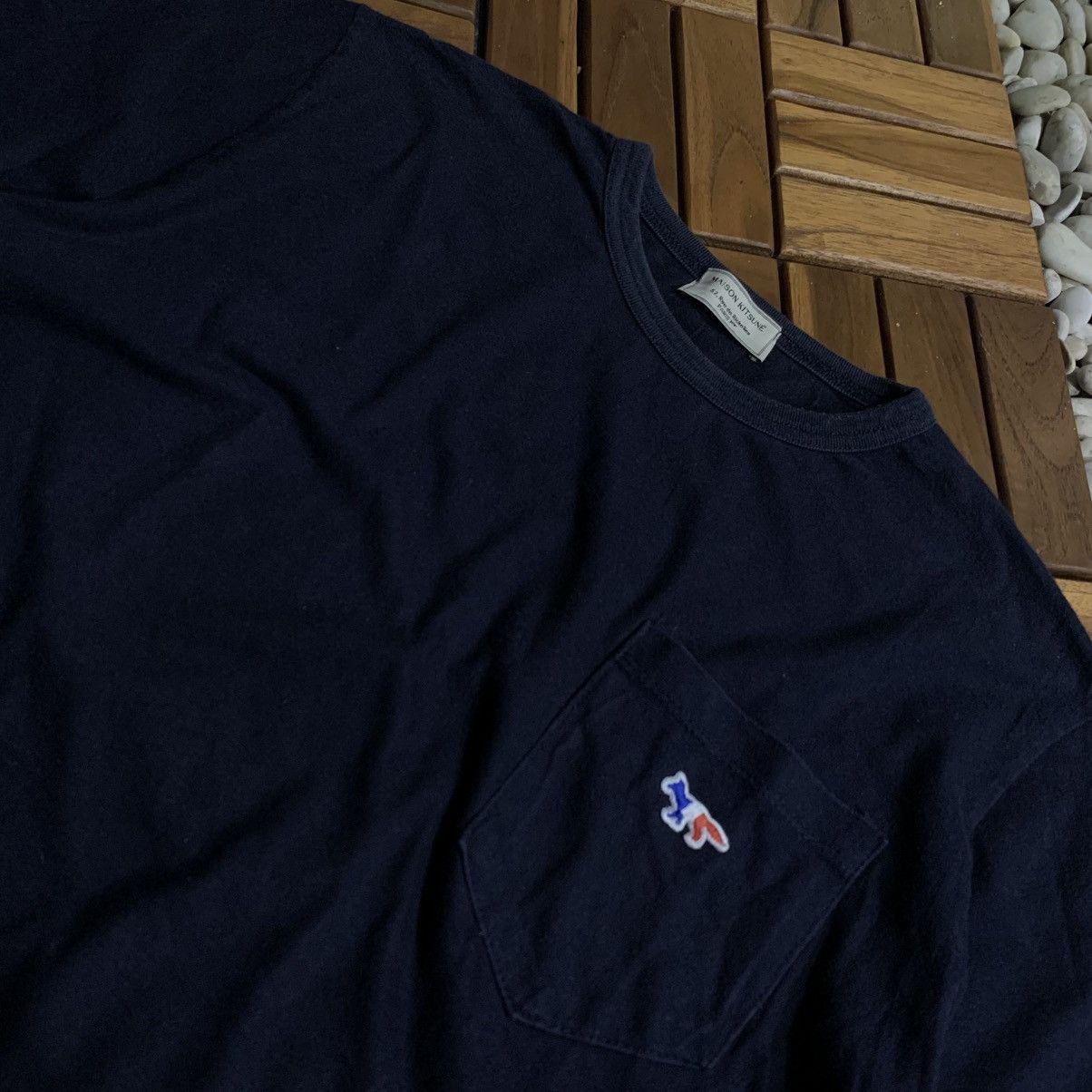 Maison Kitsune Maison Kitsune Tricolor Fox Logo Pocket T-Shirt Size US L / EU 52-54 / 3 - 2 Thumbnail
