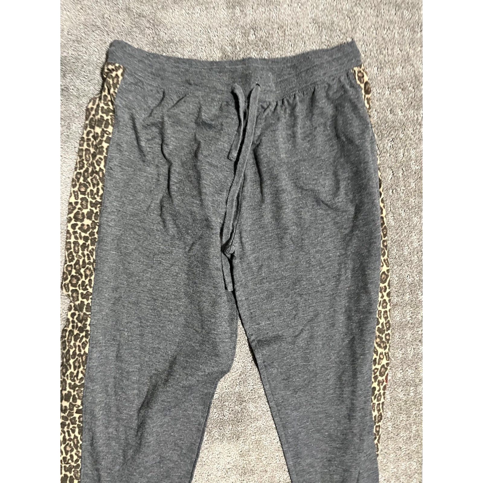 Splendid Splendid Women's Jogger Pants Gray Brown Cheetah Print Large Adjustable Waist Casual Size 36" / US 14 / IT 50 - 2 Thumbnail