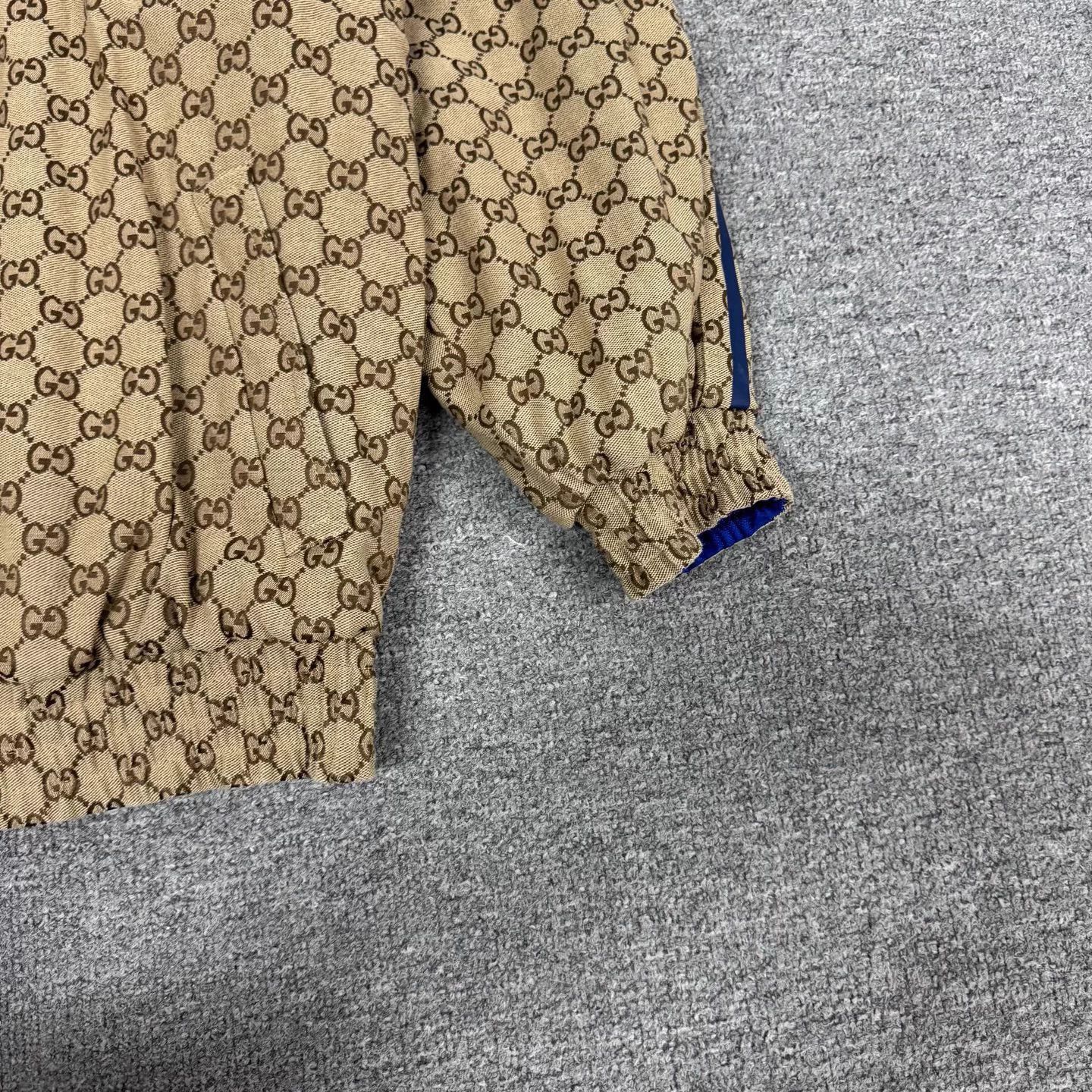 Gucci Gucci x adidas Double Sided All Over Logo Zip Jkt Size US XXS / EU 40 - 6 Thumbnail