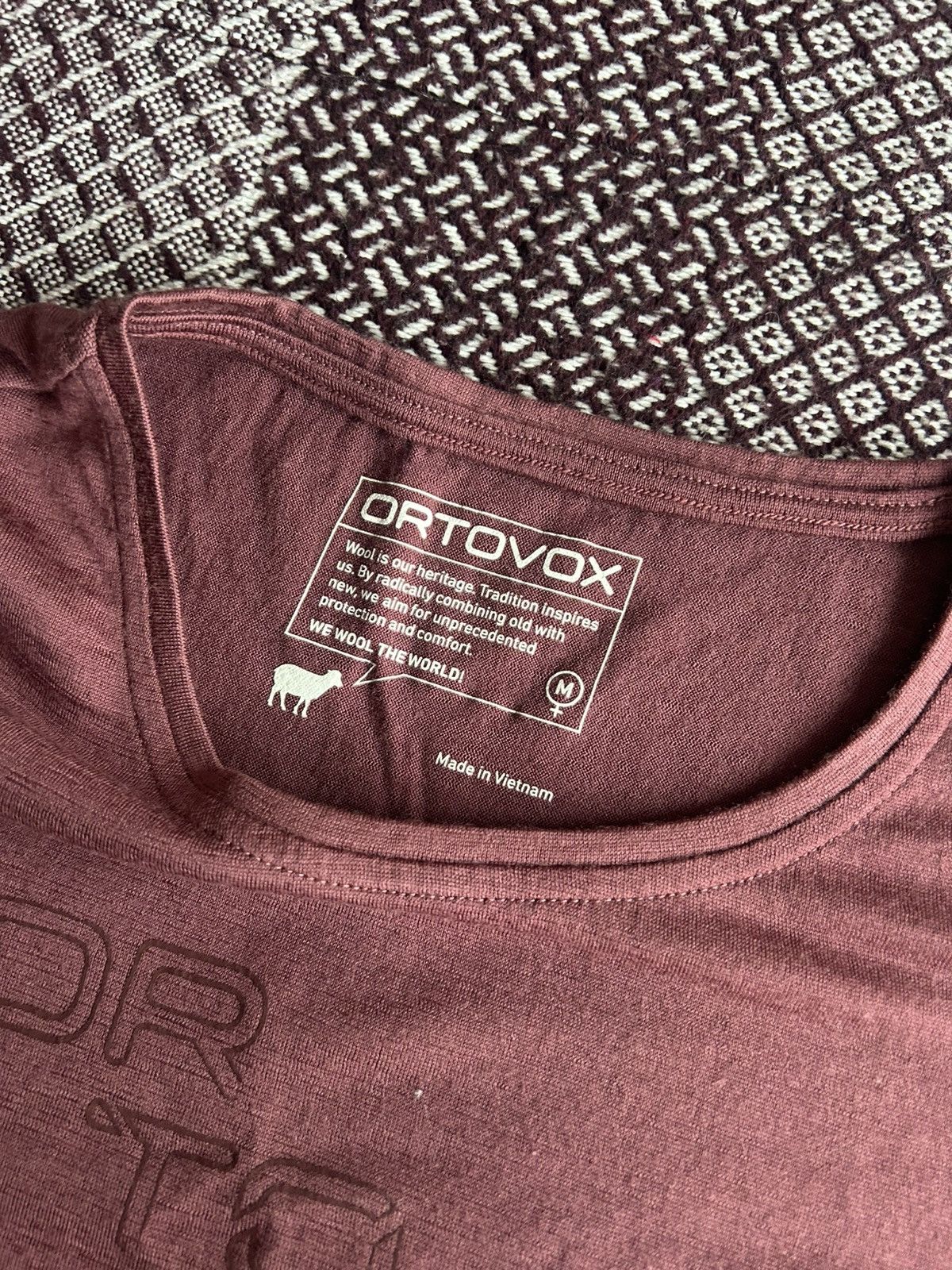 ORTOVOX ORTOVOX Big Logo Women T-shirt Outdoor Style Tracking Size M Size M / US 6-8 / IT 42-44 - 4 Thumbnail