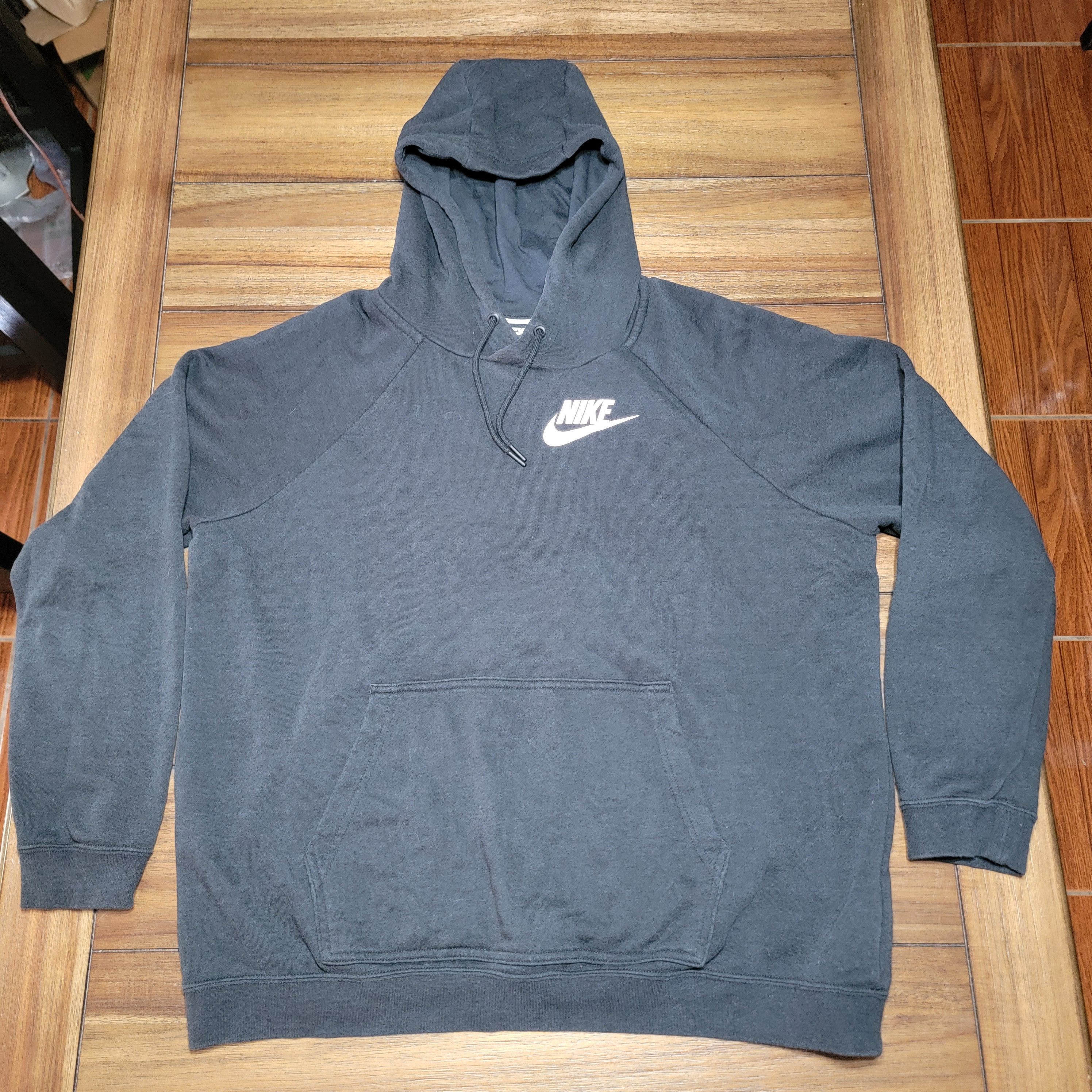Nike Nike LS Black Unisex Hoodie - Size XL Size XL / US 12-14 / IT 48-50 - 1 Thumbnail