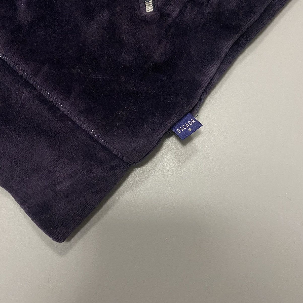 Escada Escada Women’s S Velour Velvet Boomber Jacket Size S / US 4 / IT 40 - 5 Thumbnail