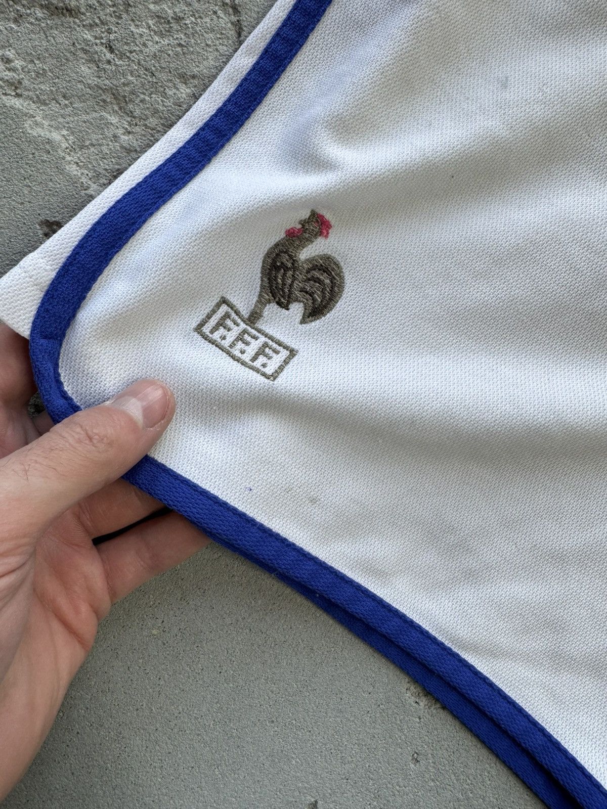Adidas VINTAGE ADIDAS FRANCE SHORTS Size US 32 / EU 48 - 3 Thumbnail