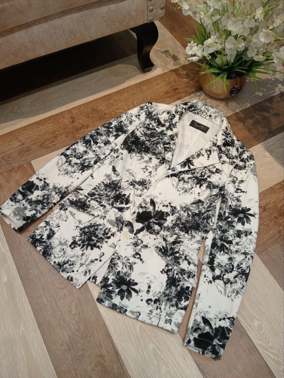 Tornado Mart TORNADO MART JAPAN FLORAL BLACK & WHITE BLAZER JACKET Size US L / EU 52-54 / 3 - 3 Thumbnail