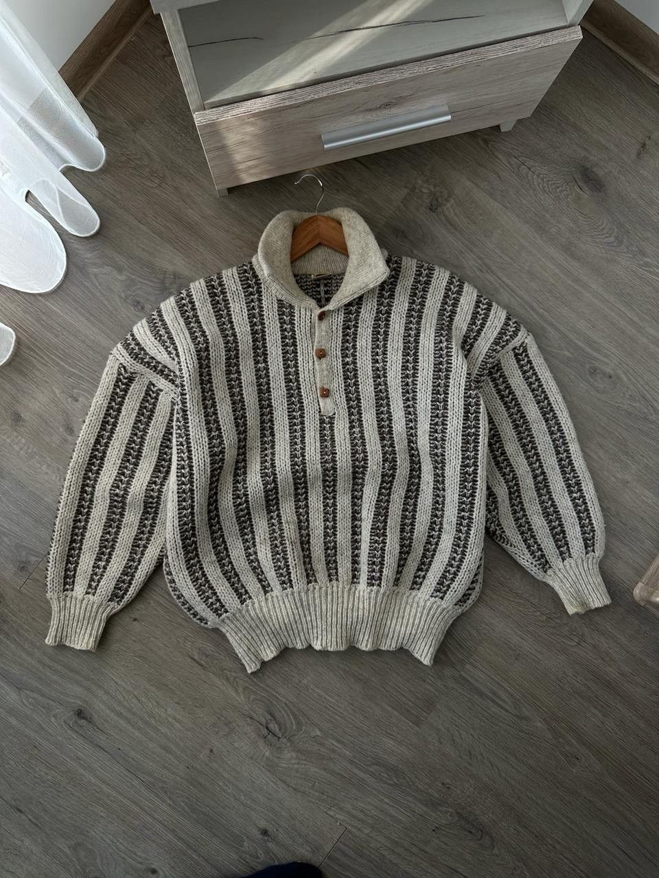 Vintage Vintage Maryse Pure Wool Knit Distressed Sweater Size US M / EU 48-50 / 2 - 5 Thumbnail