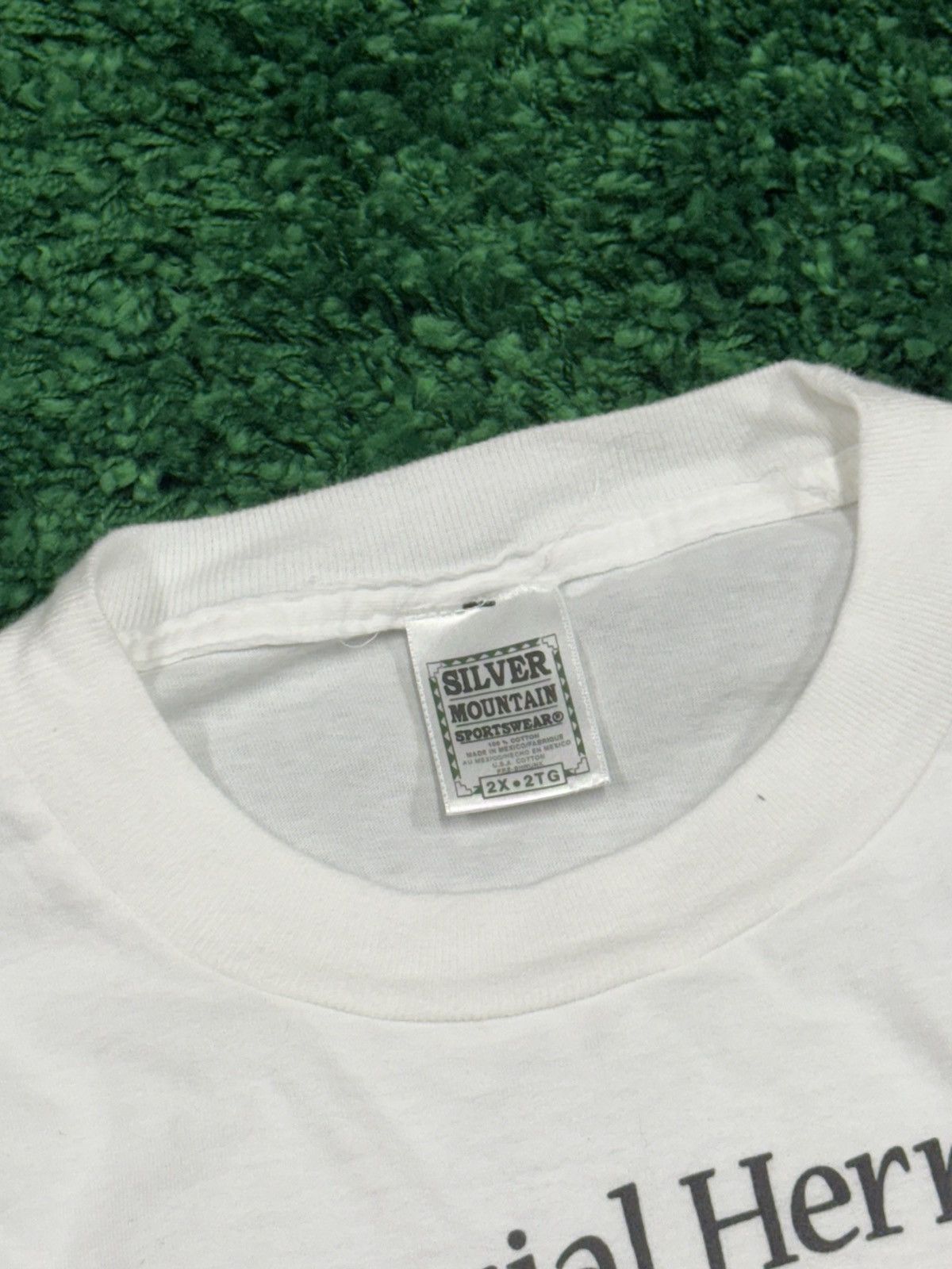 Vintage Vintage Hanes Christmas Jingle Bell Hospital Long White 2XL Size US XXL / EU 58 / 5 - 4 Thumbnail