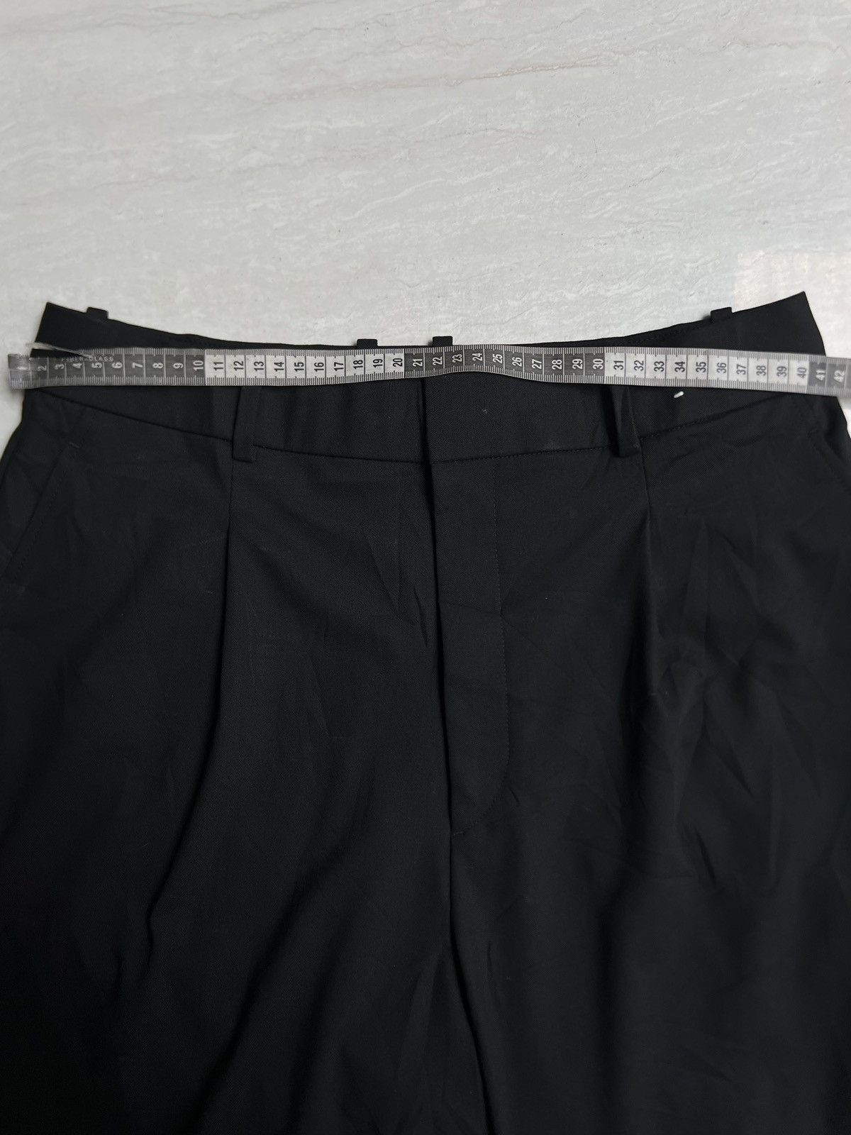 Uniqlo Uniqlo Black Long Pants Size US 31 - 4 Thumbnail