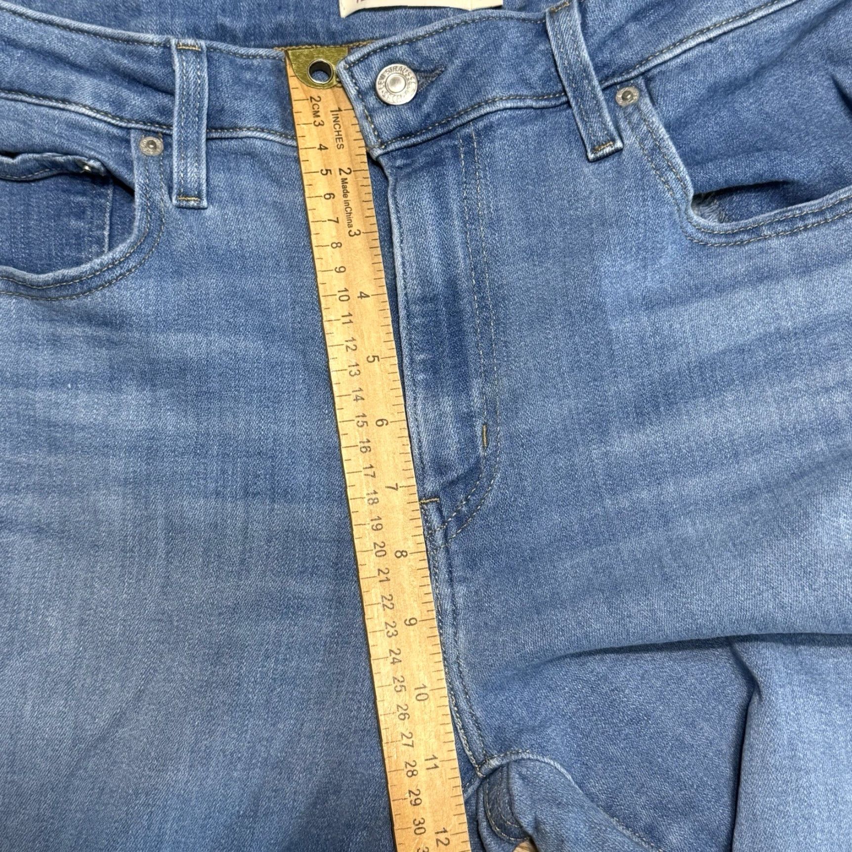 Levi's VINTAGE? No. Levi's 725 High Rise Bootcut Jeans Women's Size 32 Blue Denim Cotton Blend Spandex 31in Inseam 5-Pocket Regular Fit Size 24" / US 00 / IT 34 - 7 Thumbnail