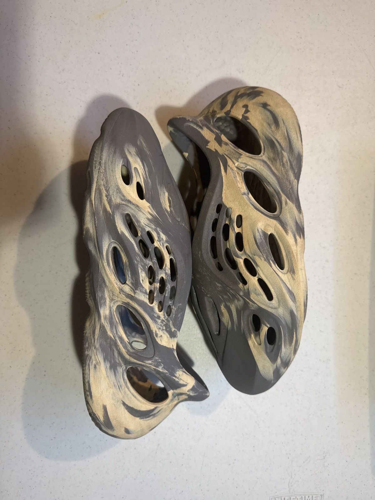 Adidas × Kanye West FOAM RNNR Size US 12 / EU 45 - 4 Thumbnail