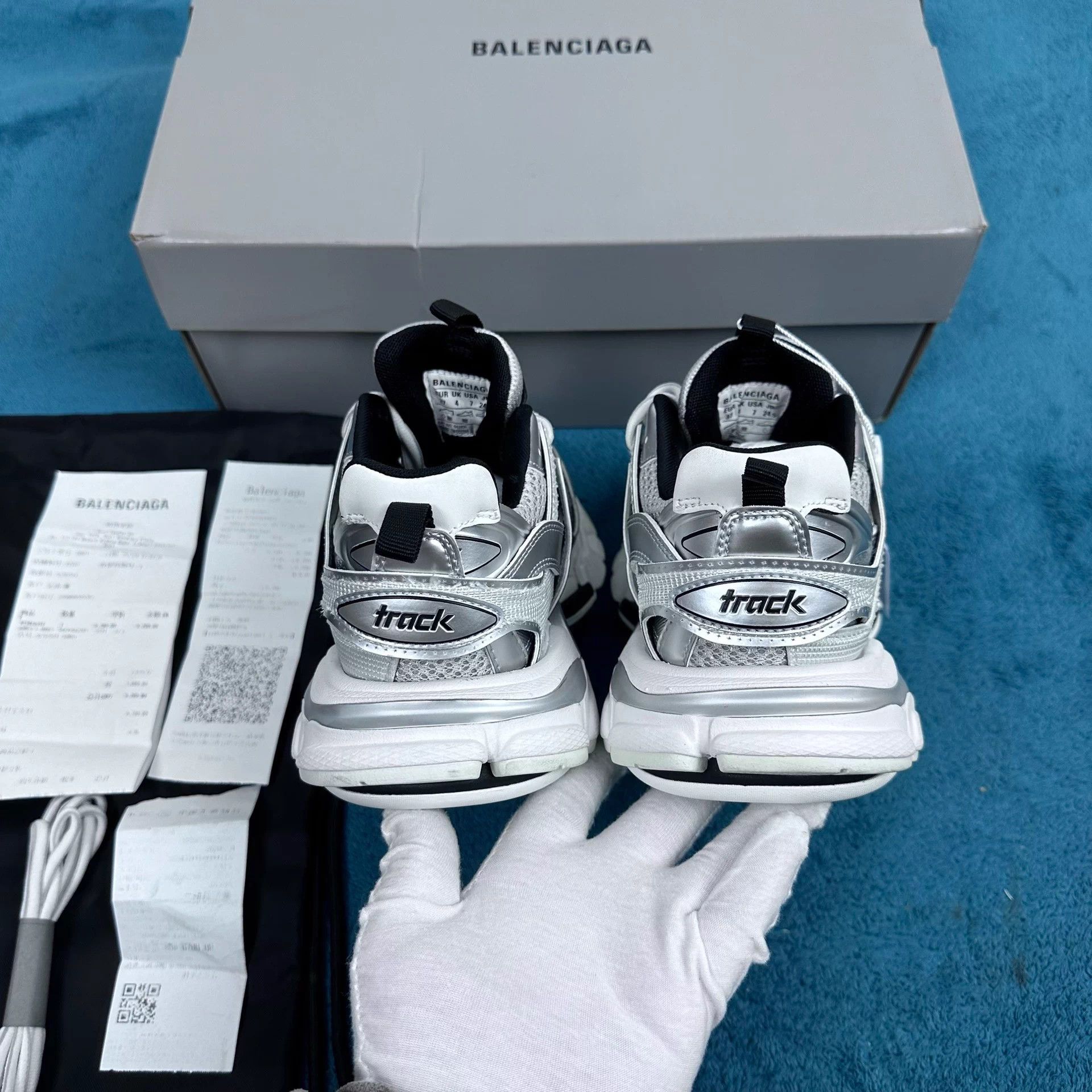 Balenciaga Balenciaga Track New Low Top Dadshoe Silver Wmns Size US 6 / IT 36 - 4 Thumbnail