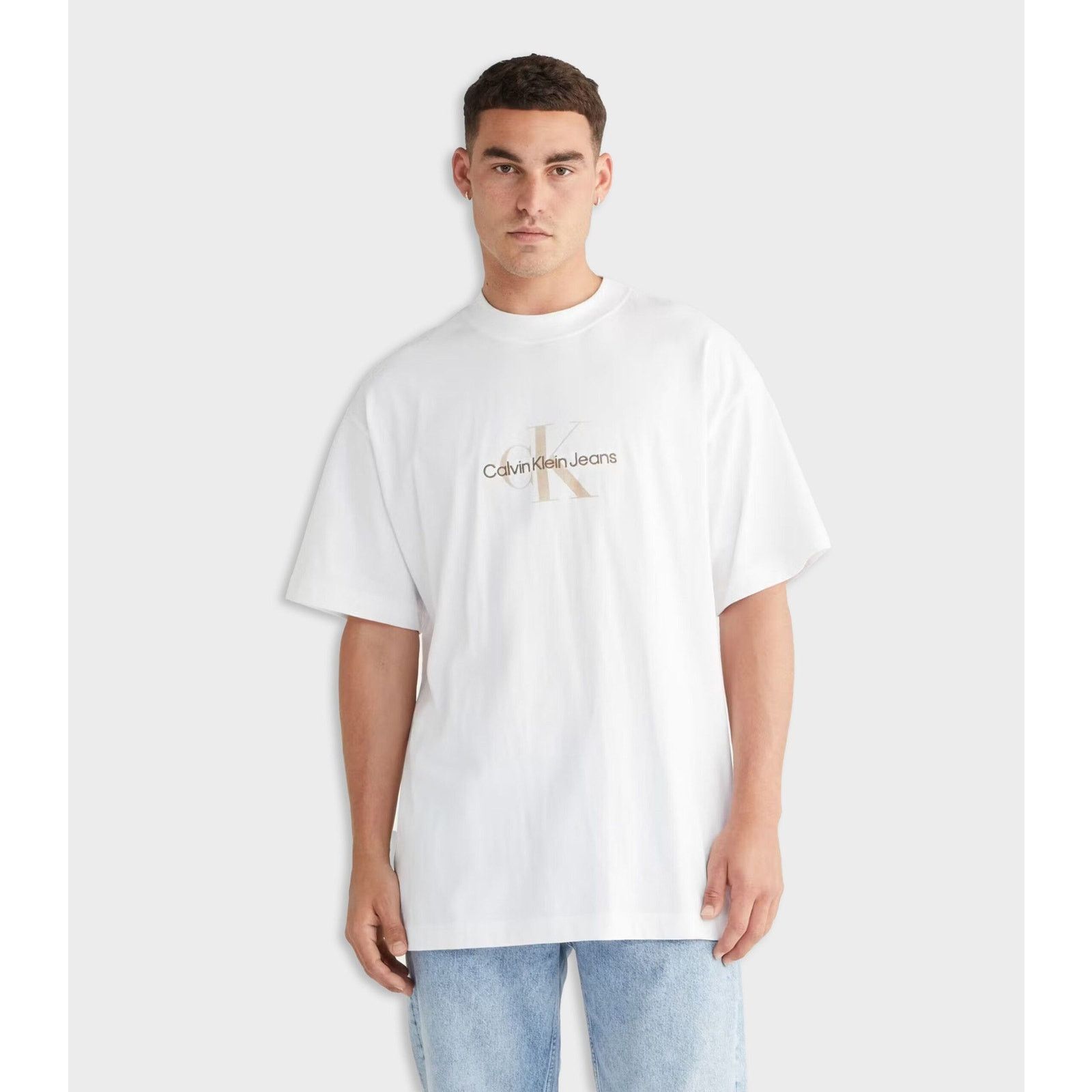 Calvin Klein Calvin Klein Embroidered Logo T-shirt Size US XL / EU 56 / 4 - 1 Thumbnail