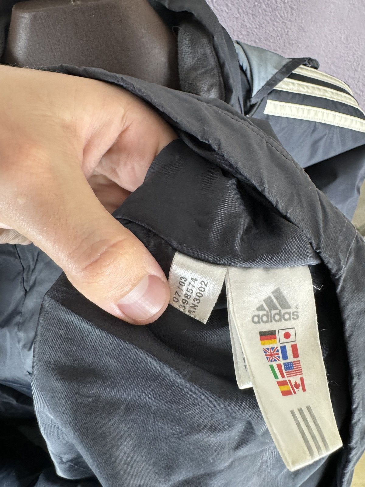 Adidas Adidas vintage y2k black nylon big logo parka jacket Size US L / EU 52-54 / 3 - 13 Thumbnail