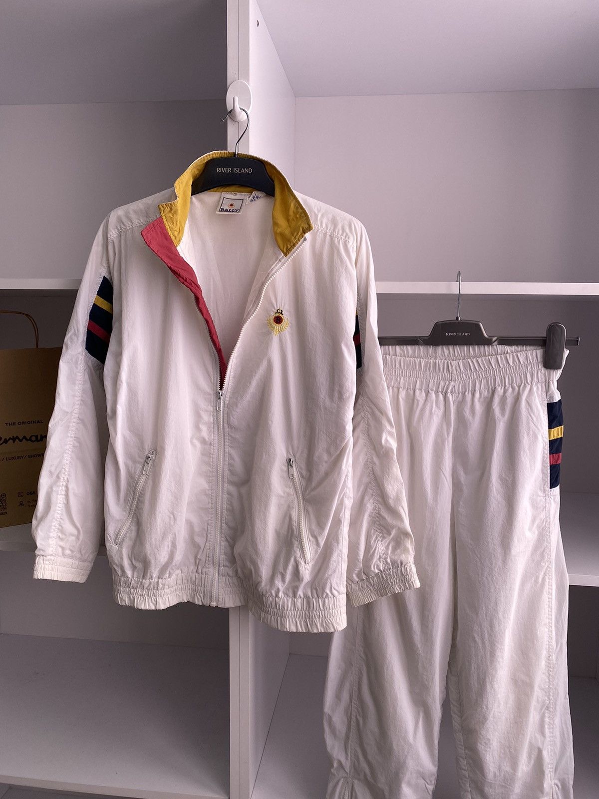 Bally × Designer × Vintage Vintage Bally Luxury StreetWear 90s style Suit Size US XS / EU 42 / 0 - 12 Thumbnail