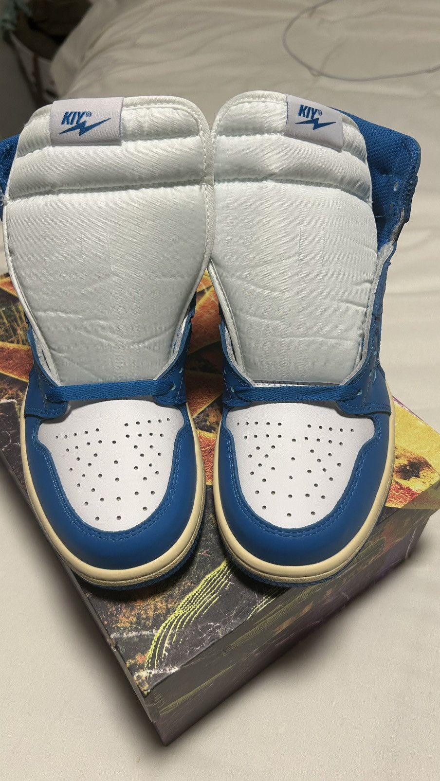 Reves Paris Air Kiy Carolina Edition Size US 7.5 / EU 40-41 - 4 Thumbnail