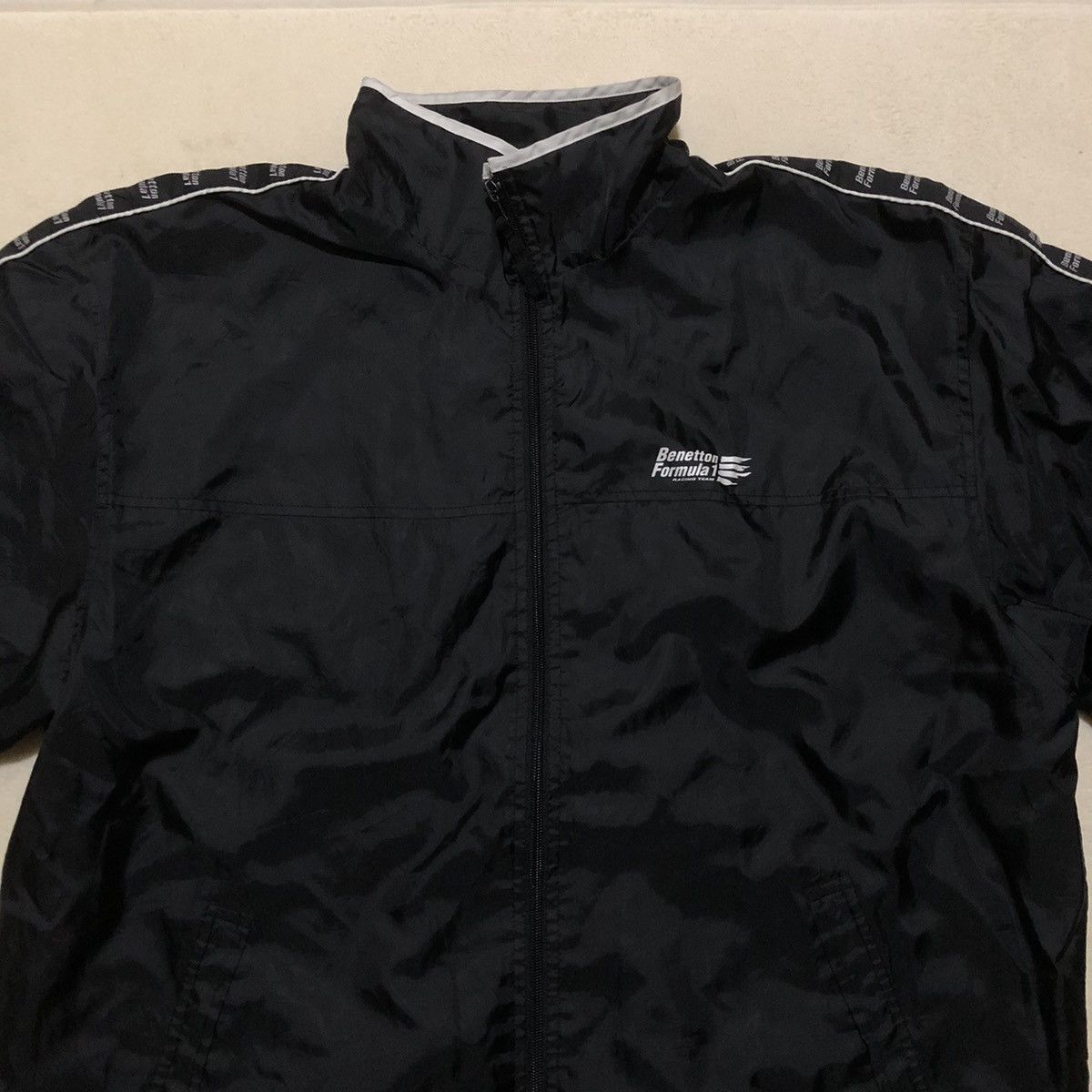 Benetton × Formula 1 Vintage Benetton Formula 1 Side Tape Light Jacket Size US L / EU 52-54 / 3 - 2 Thumbnail