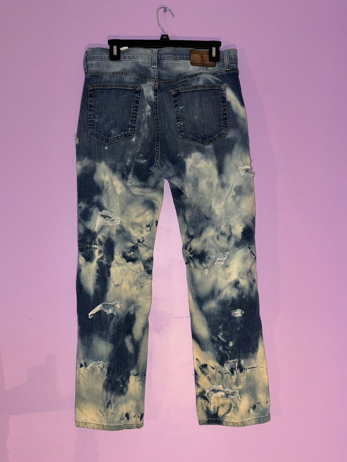 Tommy Hilfiger Custom bleached Tommy Hilfiger denim jeans Size US 32 / EU 48 - 2 Thumbnail
