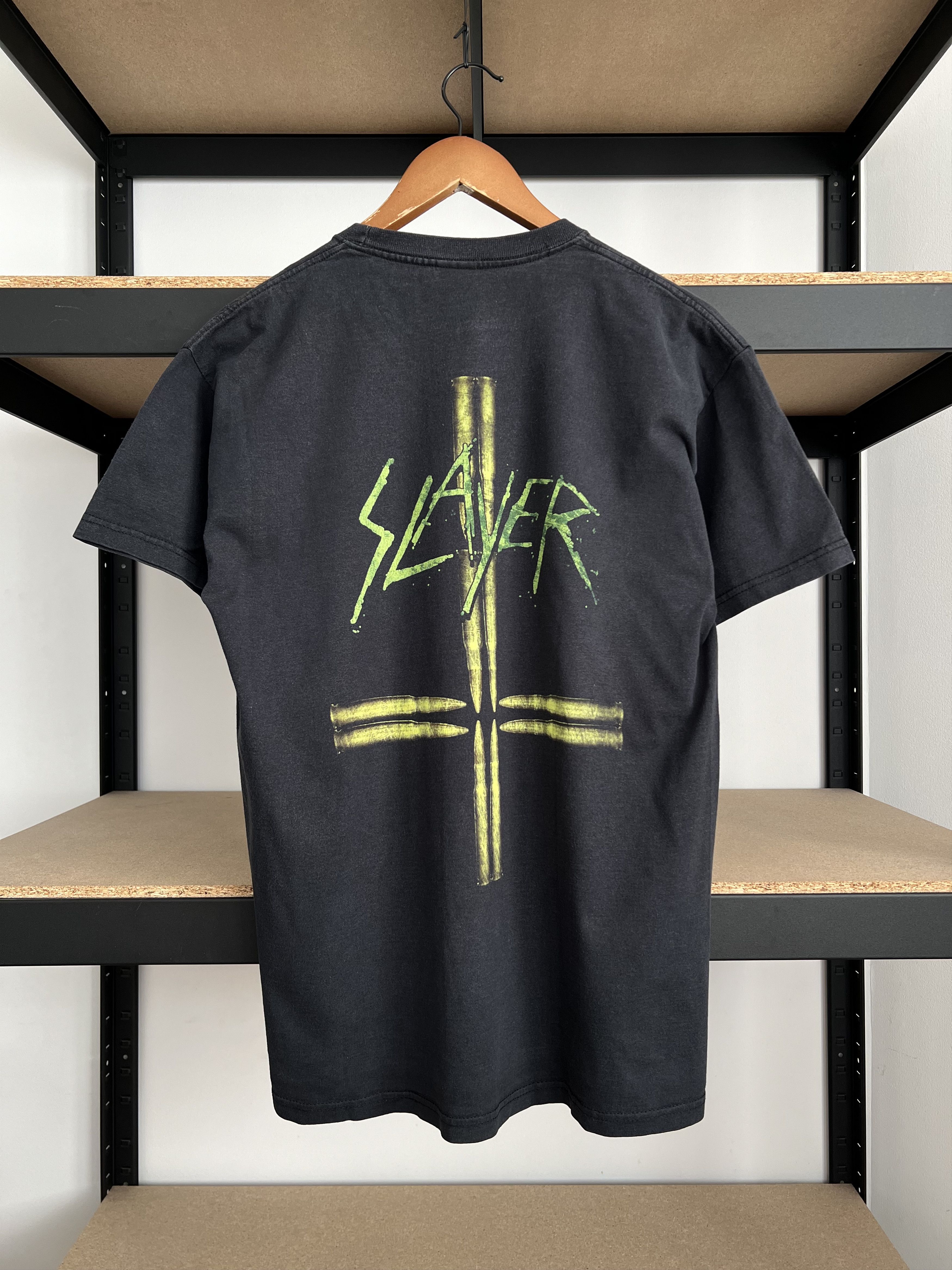 Band Tees Vintage 2004 Slayer Skull Metal Band Black T-shirt Size US M / EU 48-50 / 2 - 2 Thumbnail