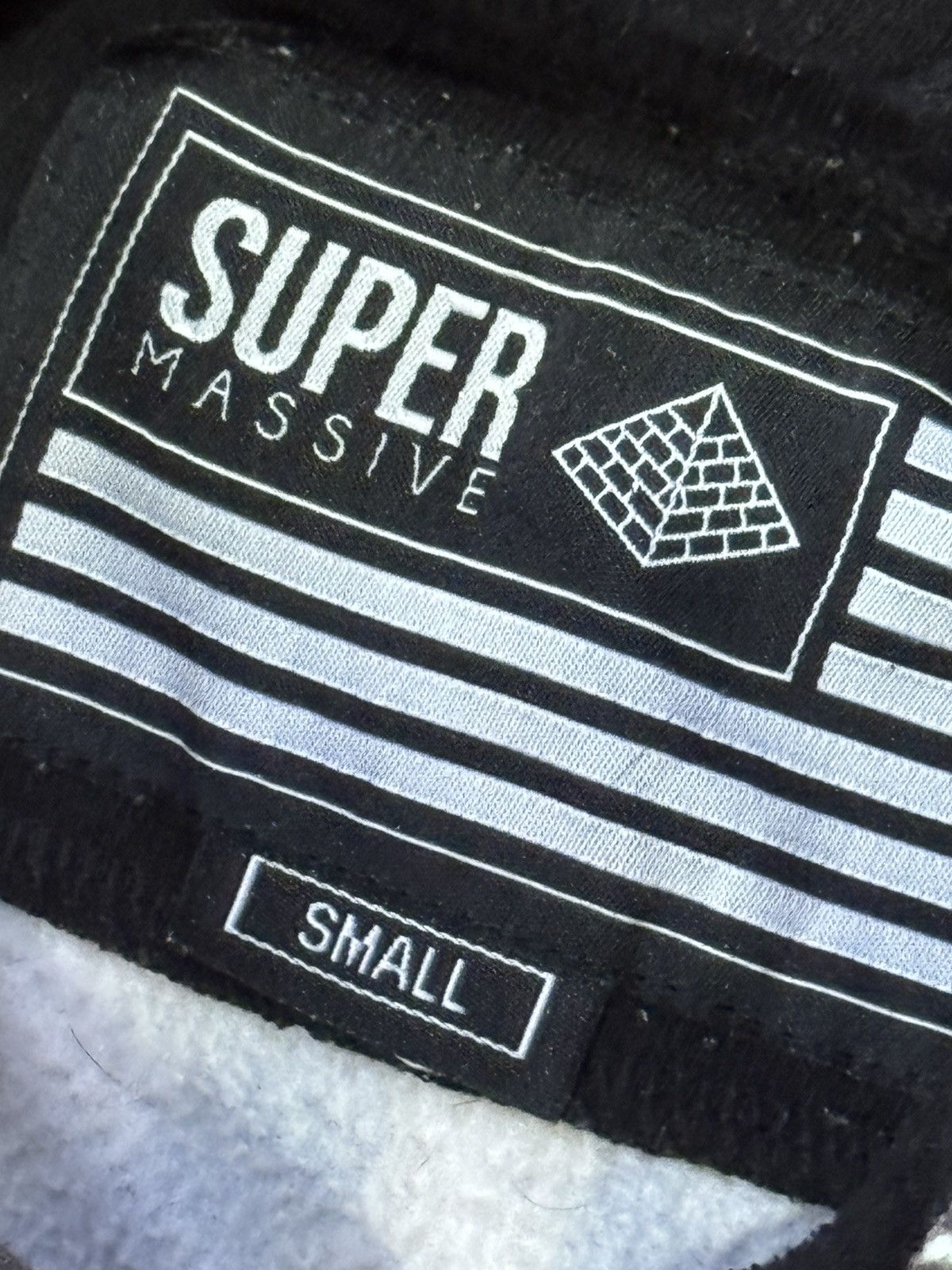 Vintage Super massive all over Tiger print hoodie Size US S / EU 44-46 / 1 - 3 Thumbnail