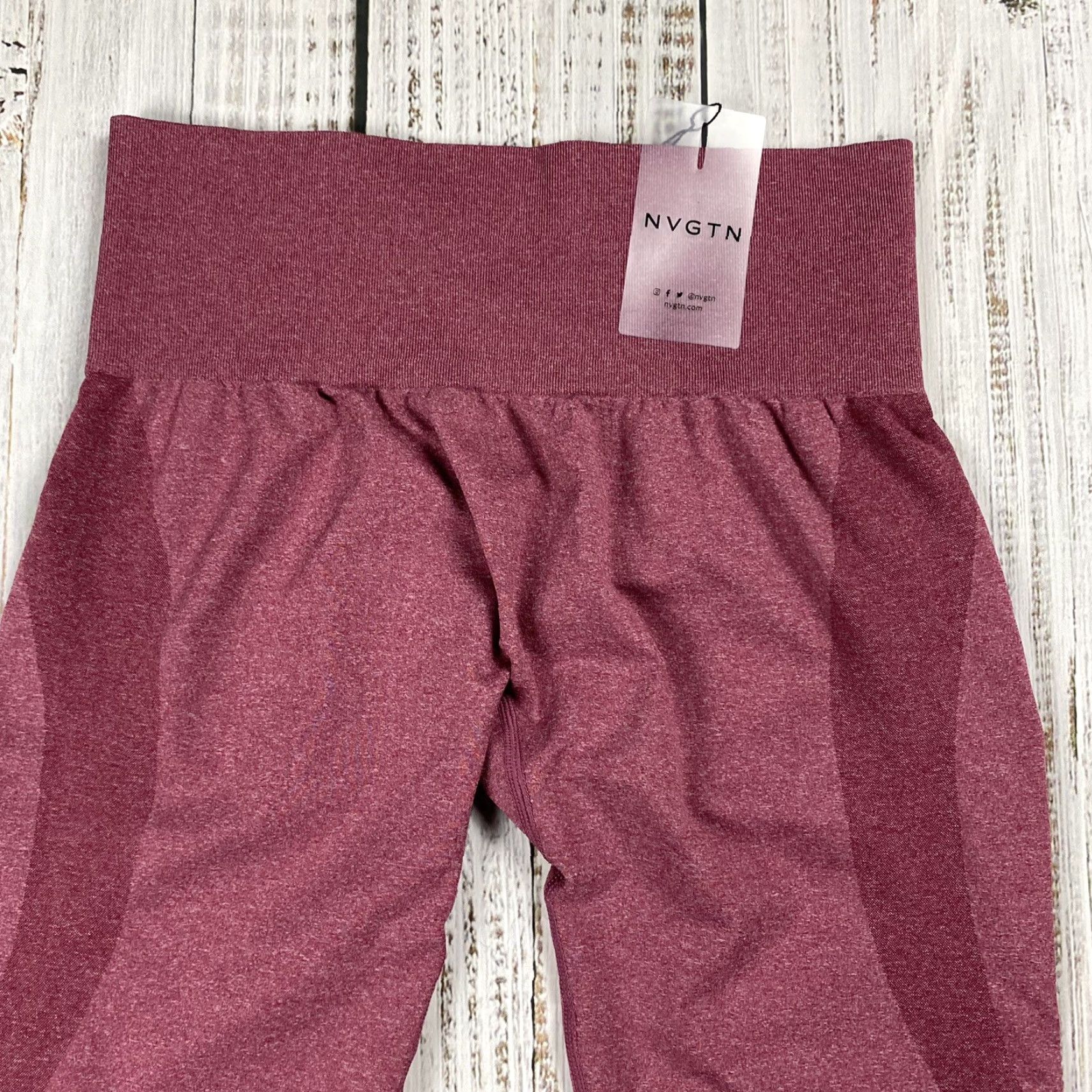 Vintage NVTGN Seamless Leggings XL Red Workout Gym Activewear High Rise Womens Size 40" / US 18 - 2 Thumbnail